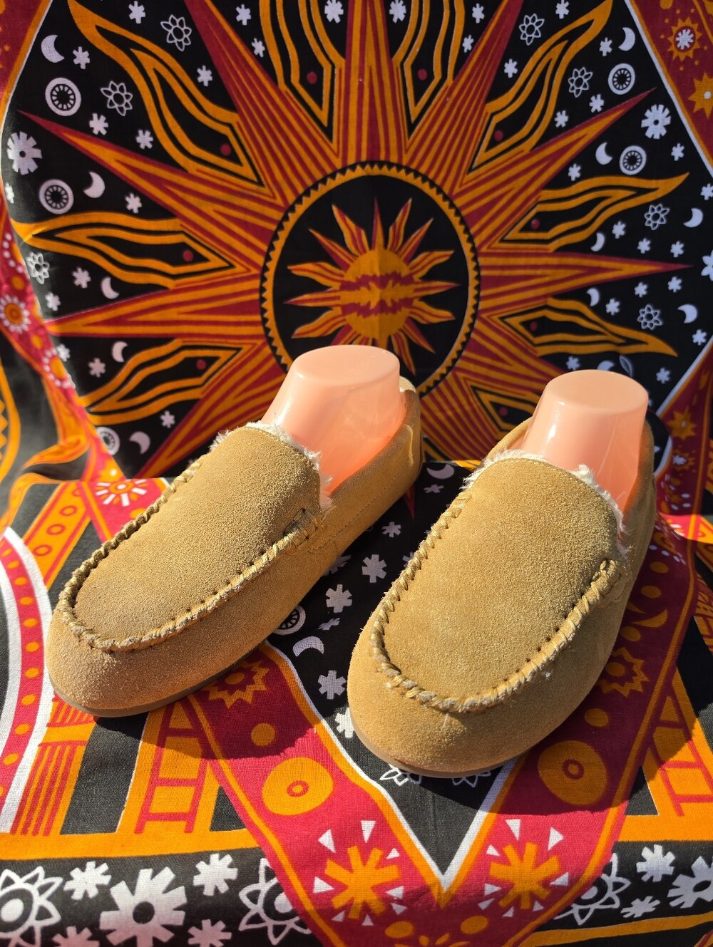 Lands’ End Suede Moccasin Slippers – Women’s Size 8